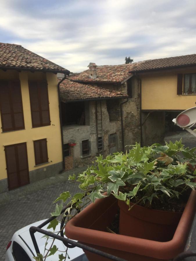 B&B Il Portico Del Conte Bosisio Parini Kültér fotó