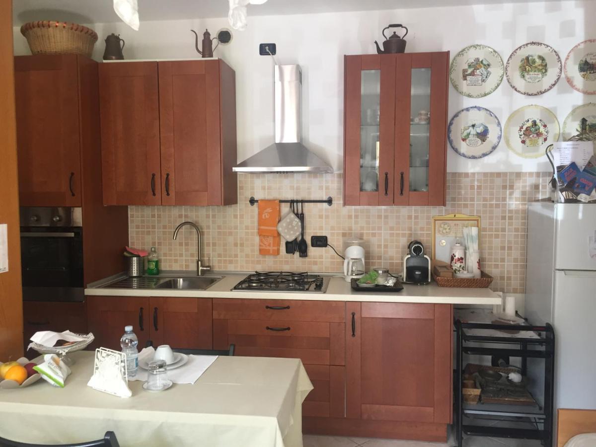 B&B Il Portico Del Conte Bosisio Parini Kültér fotó